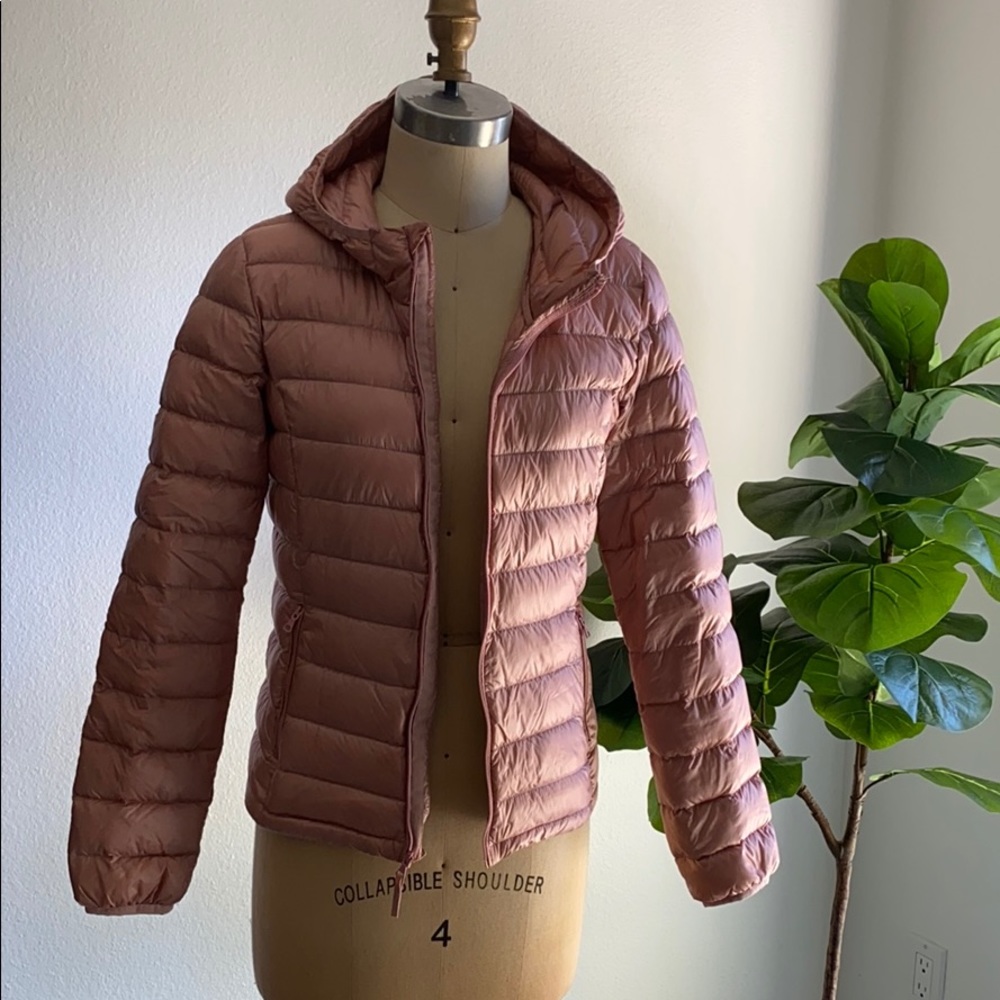 Aritzia TNA Botanie puffer